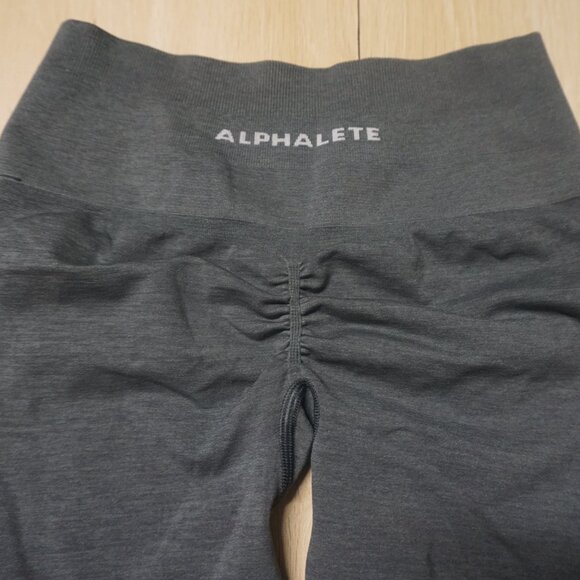 Alphalete shorts - Picture 3 of 4